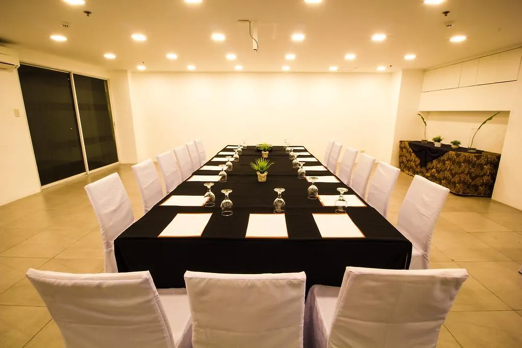 Jade Hotel And Suites Makati City
