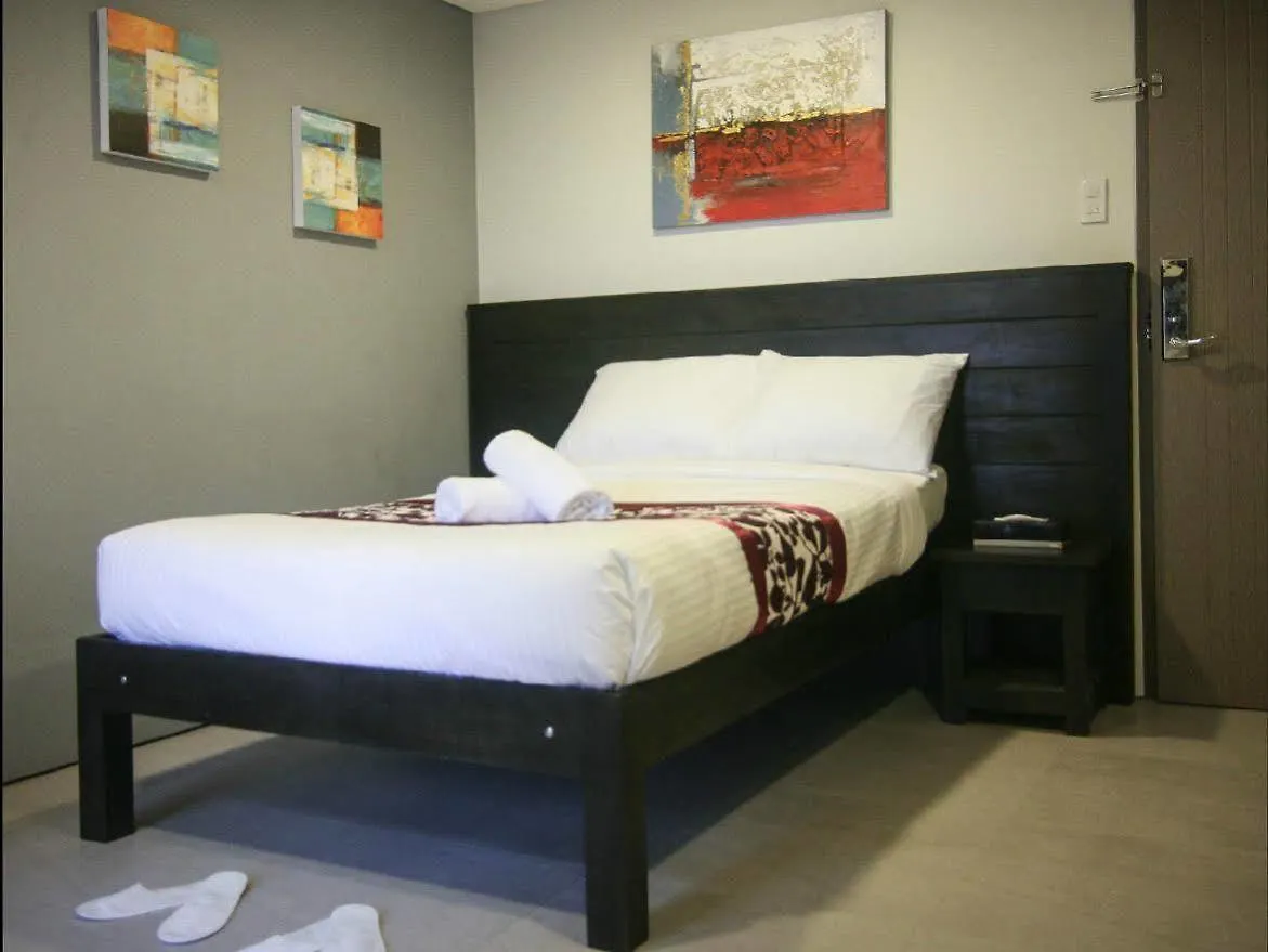 Jade Hotel And Suites Makati City