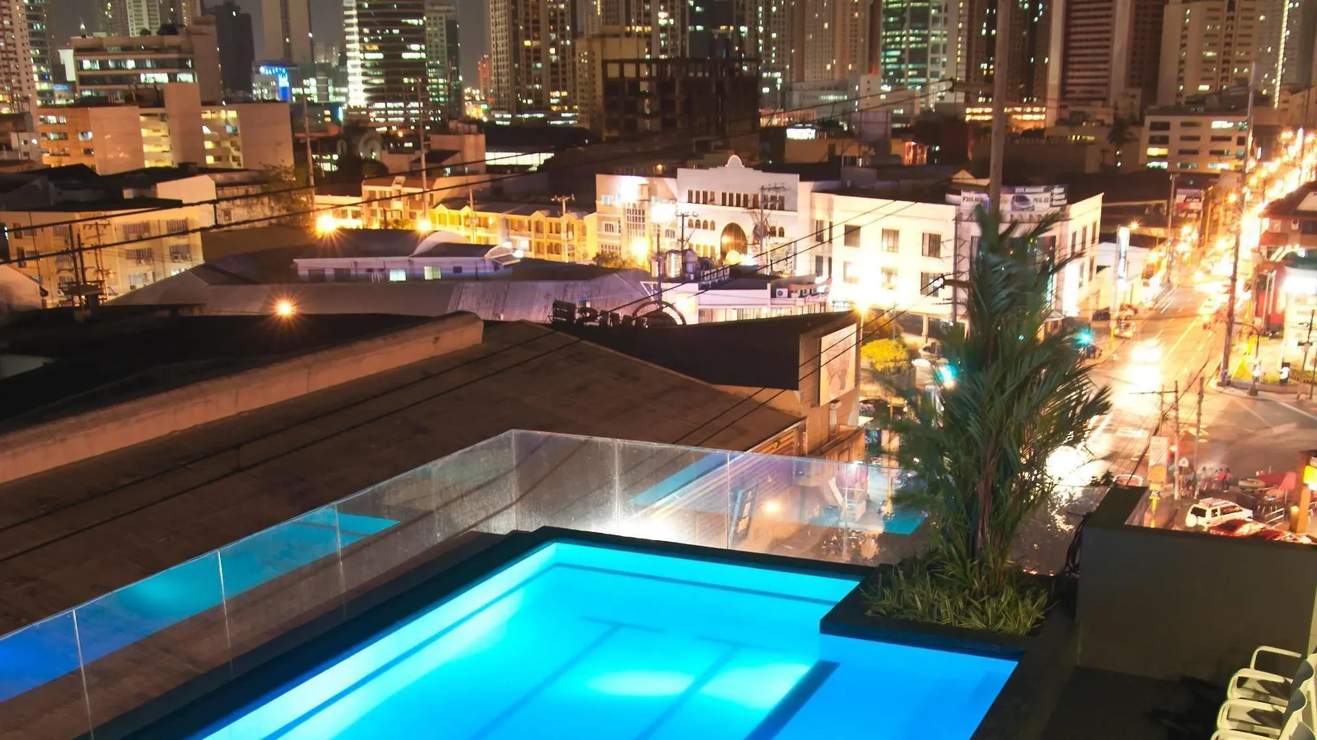 Jade Hotel And Suites Manila